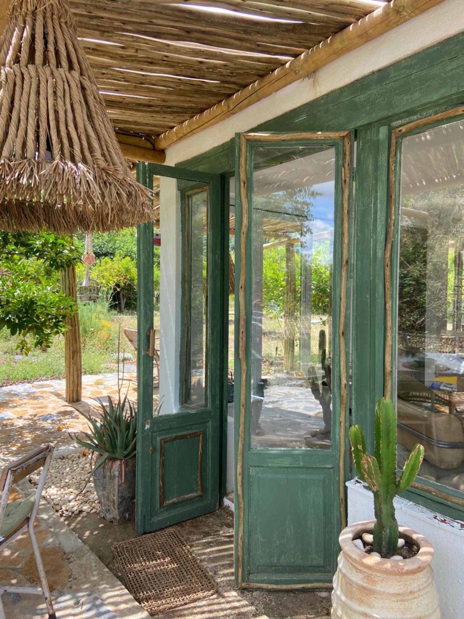 The4Elements Bed & Breakfast Monda Ngoại thất bức ảnh