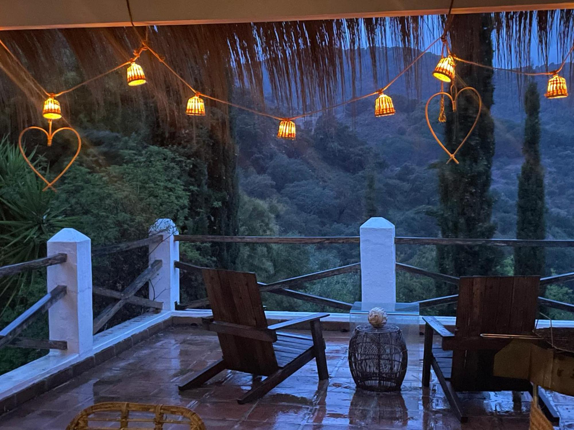 The4Elements Bed & Breakfast Monda Ngoại thất bức ảnh